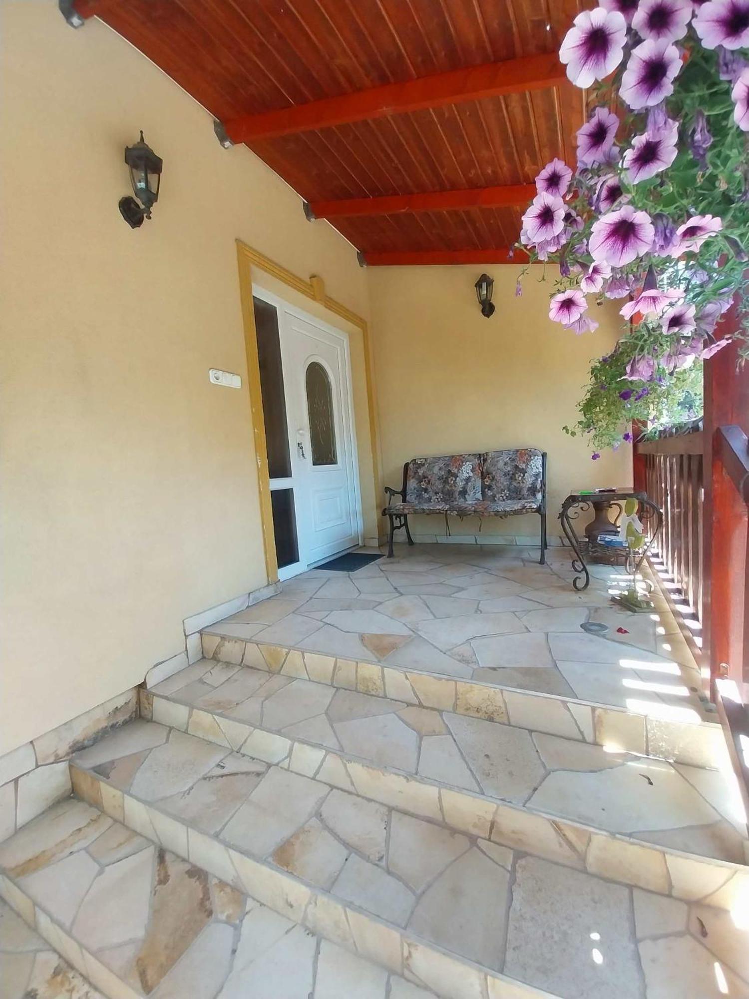 Lipták Vendégház Tokaj Exterior foto